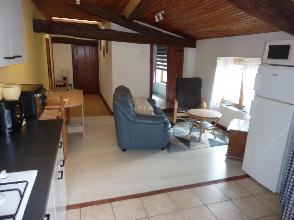 La Metairie Appartement Parthenay Buitenkant foto
